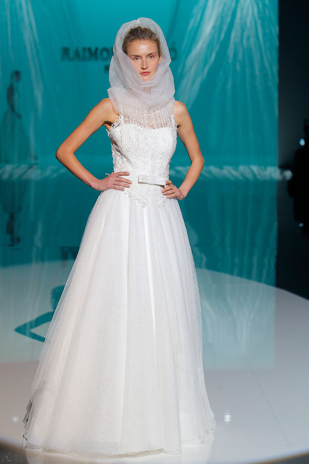 ilovebrides.pt Raimon Bundo 2018 Barcelona Bridal Fashion Week 2017